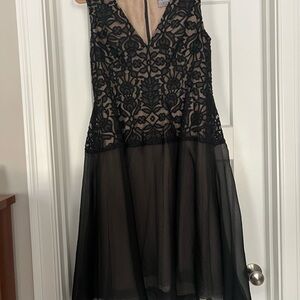 New stunning Lela Rose dress